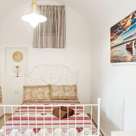 San Nicola Clemente Private Room Bari Buitenkant foto